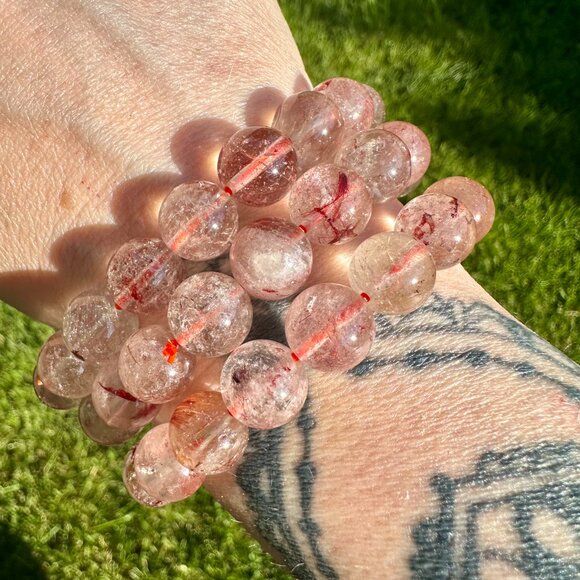 11mm Natural Red Quartz Beaded Bracelet - Picture 1 of 8
